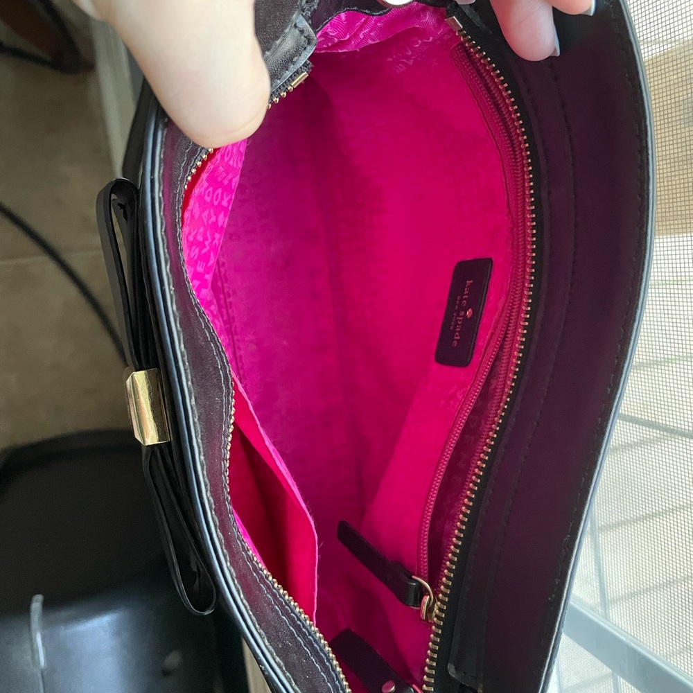 Kate Spade small crossbody - Picture 3 of 3